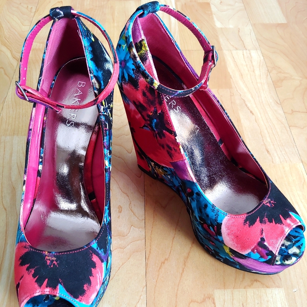 Beautiful, floral print, peep toe wedges by Bakers